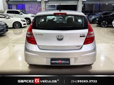 HYUNDAI I30 2.0 MPI 16V 2010/2011 GARCEZ VEÍCULOS BENTO GONÇALVES / Carros no Vale