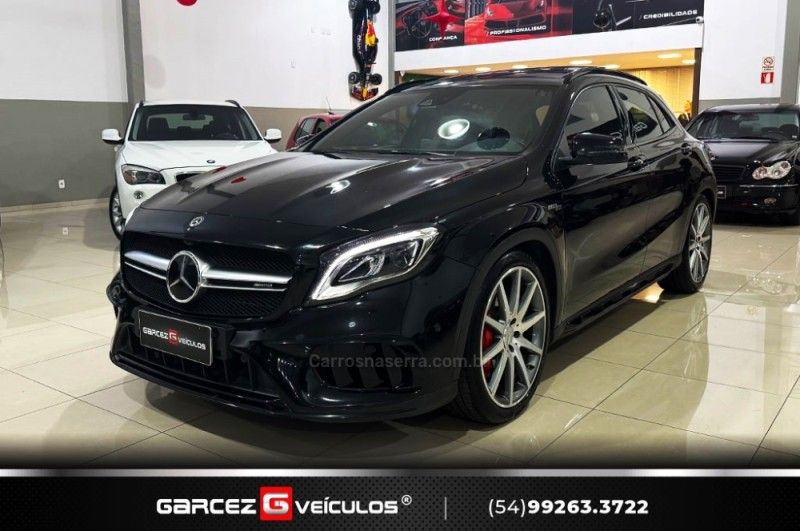 MERCEDES-BENZ GLA 45 AMG 2.0 16V TURBO 2018/2019 GARCEZ VEÍCULOS BENTO GONÇALVES / Carros no Vale