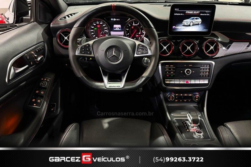 MERCEDES-BENZ GLA 45 AMG 2.0 16V TURBO 2018/2019 GARCEZ VEÍCULOS BENTO GONÇALVES / Carros no Vale