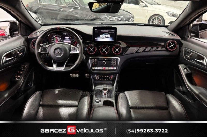 MERCEDES-BENZ GLA 45 AMG 2.0 16V TURBO 2018/2019 GARCEZ VEÍCULOS BENTO GONÇALVES / Carros no Vale
