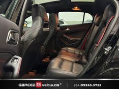 MERCEDES-BENZ GLA 45 AMG 2.0 16V TURBO 2018/2019 GARCEZ VEÍCULOS BENTO GONÇALVES / Carros no Vale