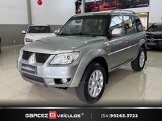 MITSUBISHI PAJERO TR4 2.0 4X4 16V 140CV 2011/2011 GARCEZ VEÍCULOS BENTO GONÇALVES / Carros no Vale