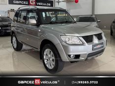 MITSUBISHI PAJERO TR4 2.0 4X4 16V 140CV 2011/2011 GARCEZ VEÍCULOS BENTO GONÇALVES / Carros no Vale