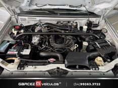 MITSUBISHI PAJERO TR4 2.0 4X4 16V 140CV 2011/2011 GARCEZ VEÍCULOS BENTO GONÇALVES / Carros no Vale