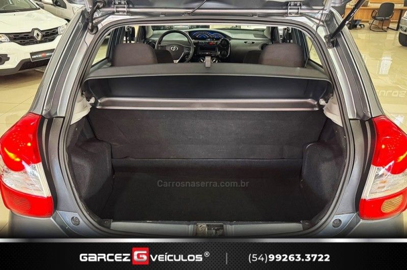 TOYOTA ETIOS 1.3 X 16V 2015/2015 GARCEZ VEÍCULOS BENTO GONÇALVES / Carros no Vale