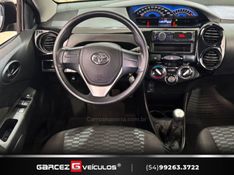 TOYOTA ETIOS 1.3 X 16V 2015/2015 GARCEZ VEÍCULOS BENTO GONÇALVES / Carros no Vale