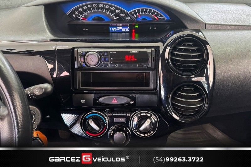 TOYOTA ETIOS 1.3 X 16V 2015/2015 GARCEZ VEÍCULOS BENTO GONÇALVES / Carros no Vale