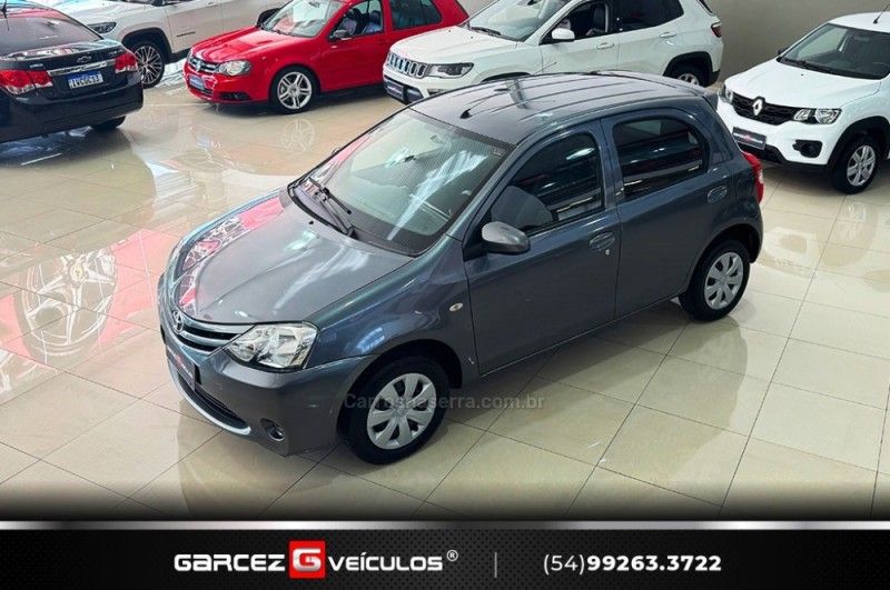 TOYOTA ETIOS 1.3 X 16V 2015/2015 GARCEZ VEÍCULOS BENTO GONÇALVES / Carros no Vale