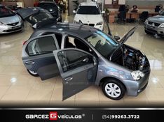 TOYOTA ETIOS 1.3 X 16V 2015/2015 GARCEZ VEÍCULOS BENTO GONÇALVES / Carros no Vale