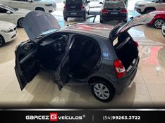 TOYOTA ETIOS 1.3 X 16V 2015/2015 GARCEZ VEÍCULOS BENTO GONÇALVES / Carros no Vale