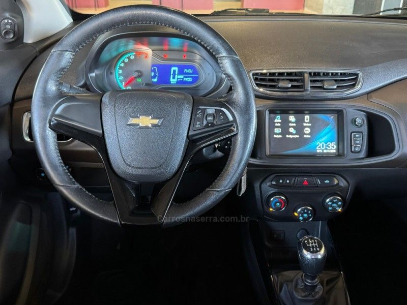 CHEVROLET PRISMA 1.4 MPFI LTZ 8V 2016/2017 GRIFFCAR MULTIMARCAS DOIS IRMÃOS / Carros no Vale