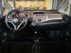 HONDA FIT 1.5 EX 16V 2011/2012 GRIFFCAR MULTIMARCAS DOIS IRMÃOS / Carros no Vale