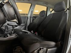 HONDA FIT 1.5 EX 16V 2011/2012 GRIFFCAR MULTIMARCAS DOIS IRMÃOS / Carros no Vale