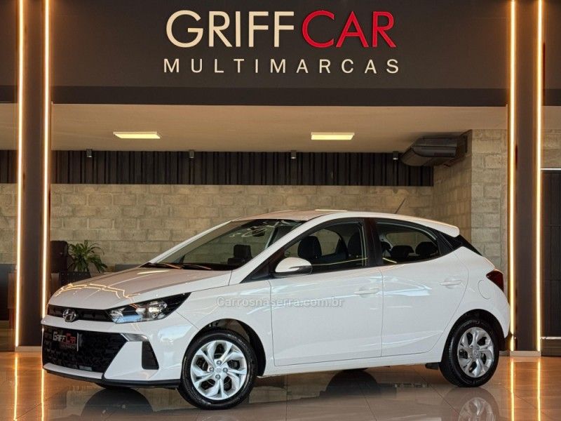 HYUNDAI HB20 1.0 COMFORT 12V 2023/2024 GRIFFCAR MULTIMARCAS DOIS IRMÃOS / Carros no Vale