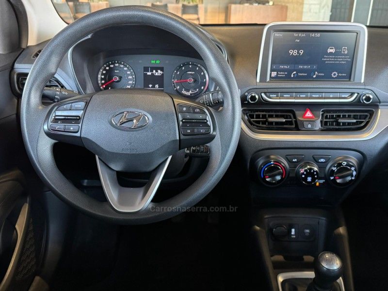 HYUNDAI HB20 1.0 COMFORT 12V 2023/2024 GRIFFCAR MULTIMARCAS DOIS IRMÃOS / Carros no Vale