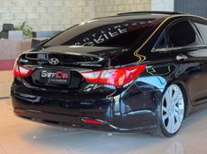 HYUNDAI SONATA 2.4 MPFI V4 16V 182CV 2012/2013 GRIFFCAR MULTIMARCAS DOIS IRMÃOS / Carros no Vale