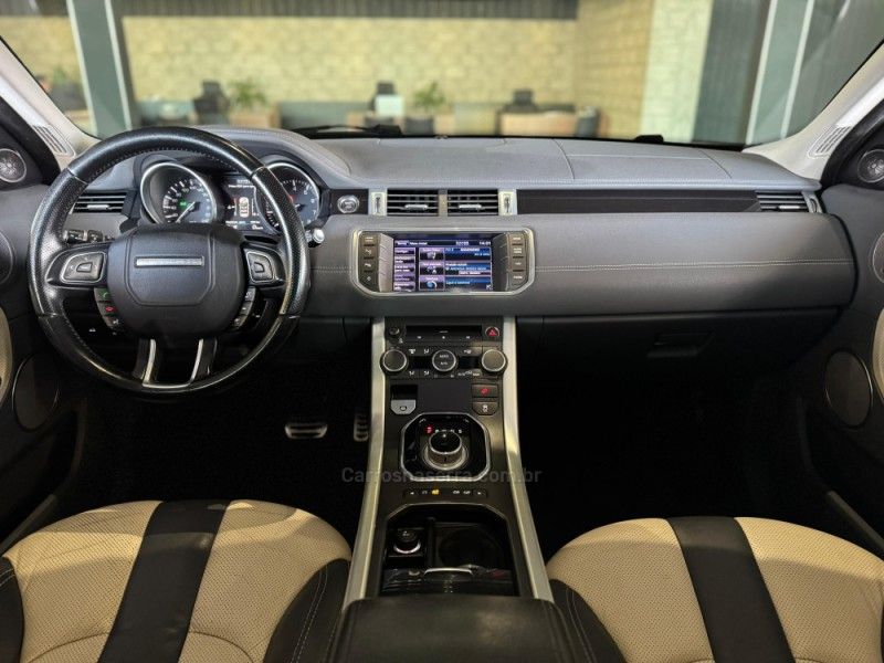 LAND ROVER RANGE ROVER EVOQUE 2.0 DYNAMIC 4WD 16V 2012/2013 GRIFFCAR MULTIMARCAS DOIS IRMÃOS / Carros no Vale