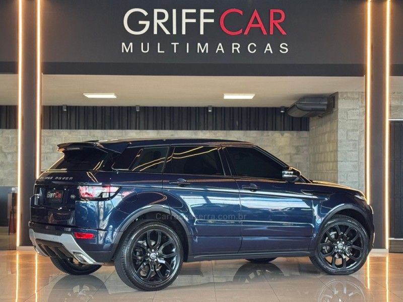 LAND ROVER RANGE ROVER EVOQUE 2.0 DYNAMIC 4WD 16V 2012/2013 GRIFFCAR MULTIMARCAS DOIS IRMÃOS / Carros no Vale