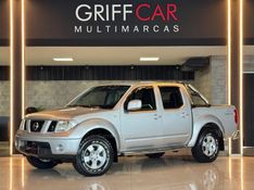 NISSAN FRONTIER 2.5 XE 4X4 CD TURBO ELETRONIC 2012/2013 GRIFFCAR MULTIMARCAS DOIS IRMÃOS / Carros no Vale