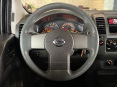 NISSAN FRONTIER 2.5 XE 4X4 CD TURBO ELETRONIC 2012/2013 GRIFFCAR MULTIMARCAS DOIS IRMÃOS / Carros no Vale