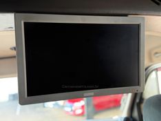 RENAULT MASTER 2.3 DCI MINIBUS EXECUTIVE L3H2 16 LUGARES 16V 2015/2016 GRIFFCAR MULTIMARCAS DOIS IRMÃOS / Carros no Vale