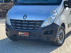 RENAULT MASTER 2.3 DCI MINIBUS EXECUTIVE L3H2 16 LUGARES 16V 2015/2016 GRIFFCAR MULTIMARCAS DOIS IRMÃOS / Carros no Vale