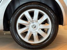 RENAULT MÉGANE 1.6 DYNAMIQUE GRAND TOUR 16V 2011/2011 GRIFFCAR MULTIMARCAS DOIS IRMÃOS / Carros no Vale