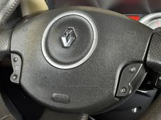 RENAULT MÉGANE 1.6 DYNAMIQUE GRAND TOUR 16V 2011/2011 GRIFFCAR MULTIMARCAS DOIS IRMÃOS / Carros no Vale