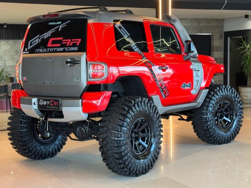 TROLLER T4 3.2 TDI 4X4 20V TURBO INTERCOOLER 2018/2018 GRIFFCAR MULTIMARCAS DOIS IRMÃOS / Carros no Vale