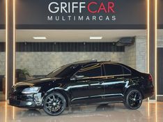 VOLKSWAGEN JETTA 2.0 COMFORTLINE TIPTRONIC 2012/2013 GRIFFCAR MULTIMARCAS DOIS IRMÃOS / Carros no Vale