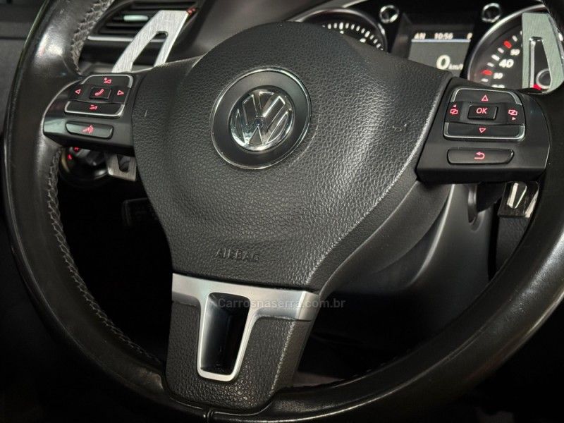 VOLKSWAGEN PASSAT 2.0 FSI VARIANT 16V TURBO TIPTRONIC 2013/2014 GRIFFCAR MULTIMARCAS DOIS IRMÃOS / Carros no Vale