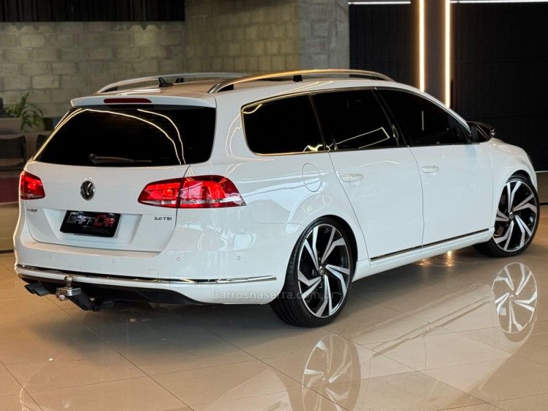 VOLKSWAGEN PASSAT 2.0 FSI VARIANT 16V TURBO TIPTRONIC 2013/2014 GRIFFCAR MULTIMARCAS DOIS IRMÃOS / Carros no Vale