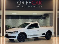 VOLKSWAGEN SAVEIRO 1.6 MI TRENDLINE CS 8V 2014/2015 GRIFFCAR MULTIMARCAS DOIS IRMÃOS / Carros no Vale