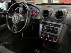 VOLKSWAGEN SAVEIRO 1.6 MI TRENDLINE CS 8V 2014/2015 GRIFFCAR MULTIMARCAS DOIS IRMÃOS / Carros no Vale