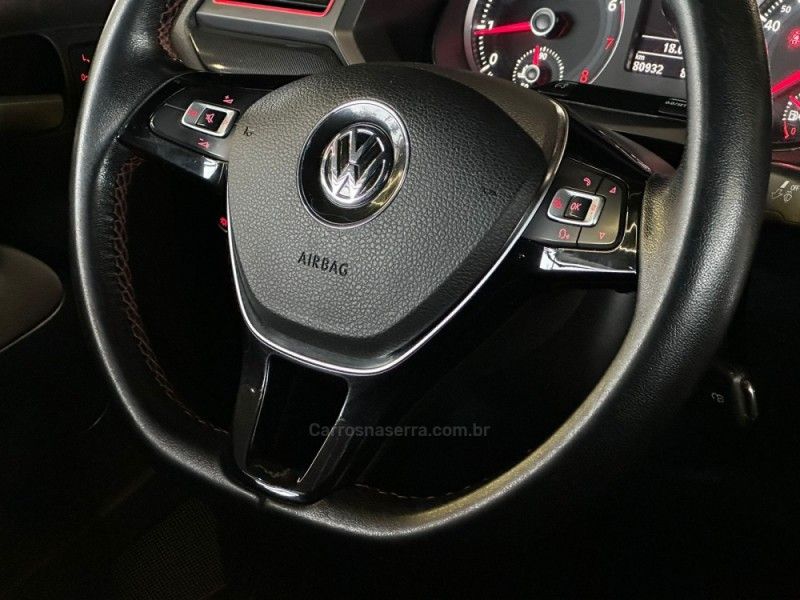 VOLKSWAGEN SAVEIRO 1.6 PEPPER CE 8V 2018/2019 GRIFFCAR MULTIMARCAS DOIS IRMÃOS / Carros no Vale