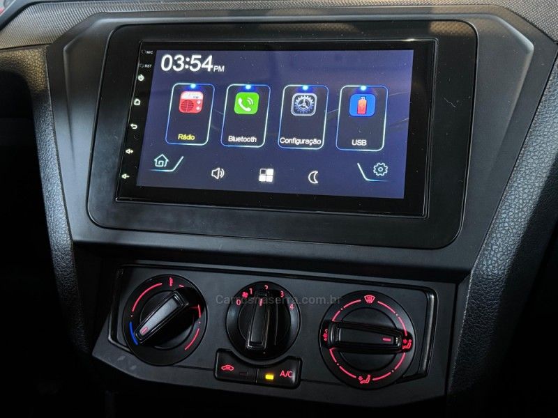 VOLKSWAGEN SAVEIRO 1.6 ROBUST CS 8V 2023/2023 GRIFFCAR MULTIMARCAS DOIS IRMÃOS / Carros no Vale