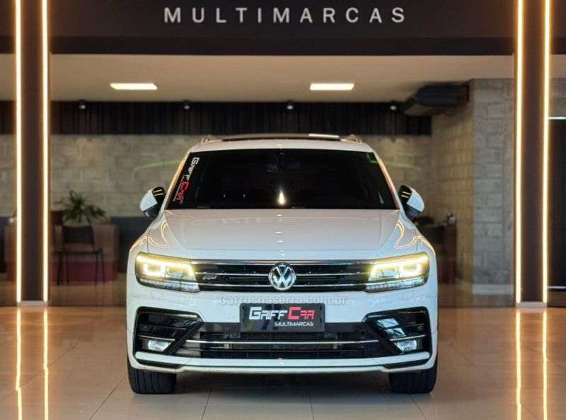 VOLKSWAGEN TIGUAN 2.0 ALLSPACE R-LINE 350 TSI 4X4 2020/2020 GRIFFCAR MULTIMARCAS DOIS IRMÃOS / Carros no Vale