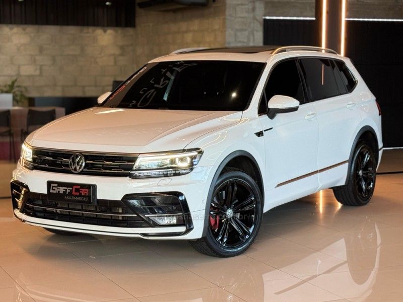 VOLKSWAGEN TIGUAN 2.0 ALLSPACE R-LINE 350 TSI 4X4 2020/2020 GRIFFCAR MULTIMARCAS DOIS IRMÃOS / Carros no Vale
