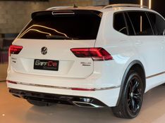 VOLKSWAGEN TIGUAN 2.0 ALLSPACE R-LINE 350 TSI 4X4 2020/2020 GRIFFCAR MULTIMARCAS DOIS IRMÃOS / Carros no Vale
