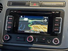 VOLKSWAGEN TIGUAN 2.0 TSI 16V TURBO TIPTRONIC 2011/2012 GRIFFCAR MULTIMARCAS DOIS IRMÃOS / Carros no Vale