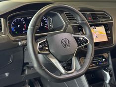 VOLKSWAGEN TIGUAN 2.0 TSI R-LINE 16V TURBO TIPTRONIC 2024/2024 GRIFFCAR MULTIMARCAS DOIS IRMÃOS / Carros no Vale