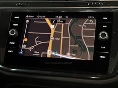 VOLKSWAGEN TIGUAN 2.0 TSI R-LINE 16V TURBO TIPTRONIC 2024/2024 GRIFFCAR MULTIMARCAS DOIS IRMÃOS / Carros no Vale