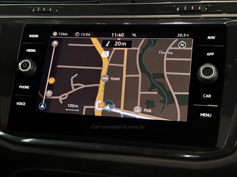 VOLKSWAGEN TIGUAN 2.0 TSI R-LINE 16V TURBO TIPTRONIC 2024/2024 GRIFFCAR MULTIMARCAS DOIS IRMÃOS / Carros no Vale