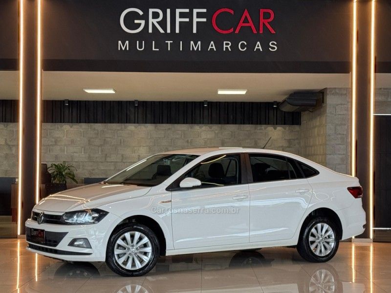 VOLKSWAGEN VIRTUS 1.0 200 TSI COMFORTLINE 2021/2022 GRIFFCAR MULTIMARCAS DOIS IRMÃOS / Carros no Vale