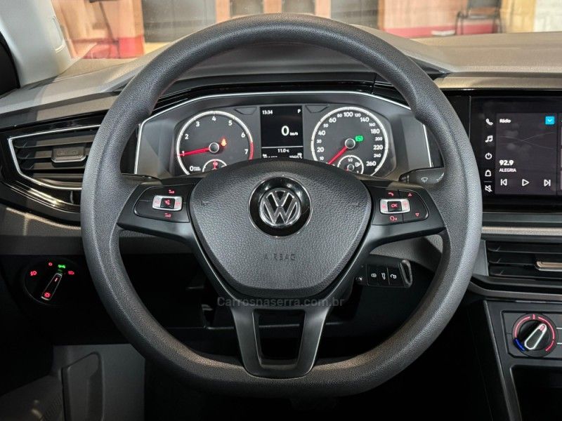 VOLKSWAGEN VIRTUS 1.0 200 TSI COMFORTLINE 2021/2022 GRIFFCAR MULTIMARCAS DOIS IRMÃOS / Carros no Vale