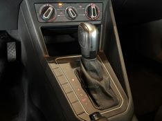 VOLKSWAGEN VIRTUS 1.0 200 TSI COMFORTLINE 2021/2022 GRIFFCAR MULTIMARCAS DOIS IRMÃOS / Carros no Vale