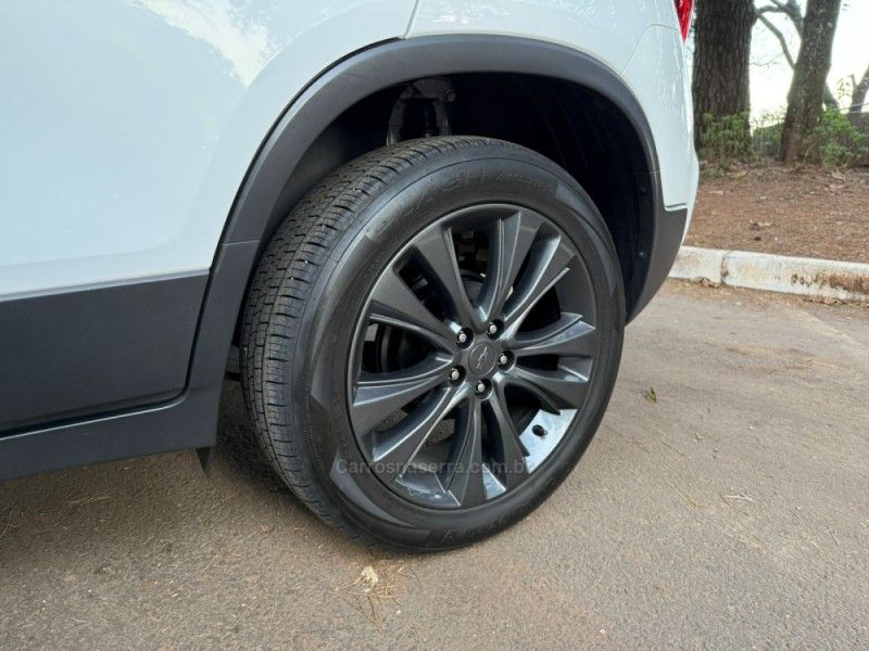 CHEVROLET TRACKER 1.4 16V PREMIER TURBO 2018/2018 KASPER VEÍCULOS DOIS IRMÃOS / Carros no Vale