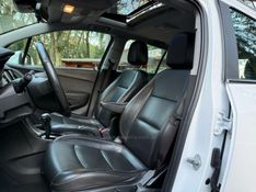 CHEVROLET TRACKER 1.4 16V PREMIER TURBO 2018/2018 KASPER VEÍCULOS DOIS IRMÃOS / Carros no Vale