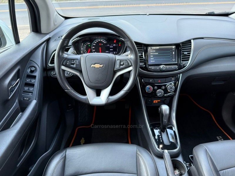 CHEVROLET TRACKER 1.4 16V PREMIER TURBO 2019/2019 KASPER VEÍCULOS DOIS IRMÃOS / Carros no Vale