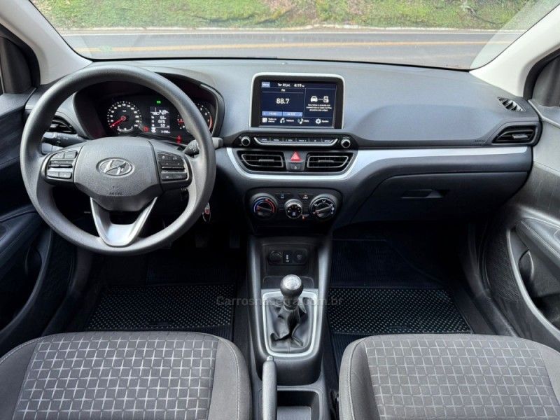 HYUNDAI HB20 1.0 COMFORT PLUS 12V 2023/2024 KASPER VEÍCULOS DOIS IRMÃOS / Carros no Vale